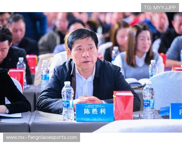 足球星瑞全新登场全面解析实力表现与未来发展前景